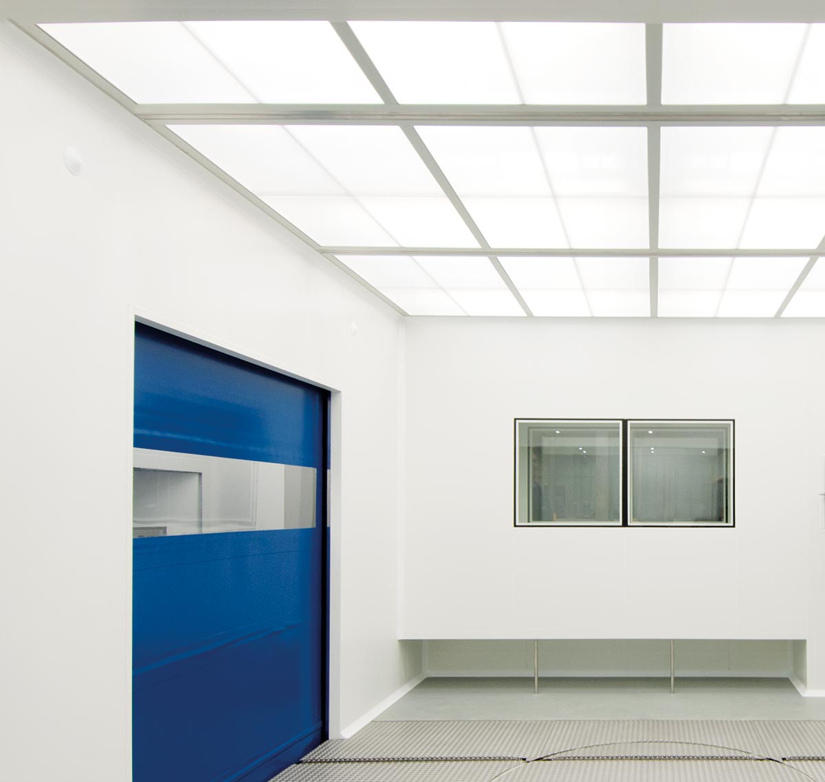 THE AIR UDAF ROOM